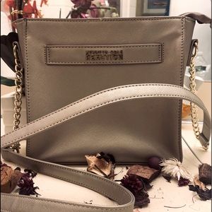 Kenneth Cole REACTION